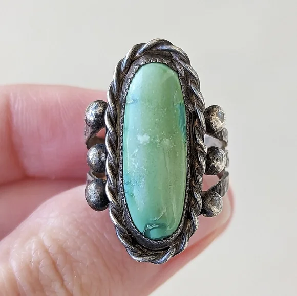 Vintage sterling silver 925 oval green stone rope ring southwest native - Picture 3 of 8